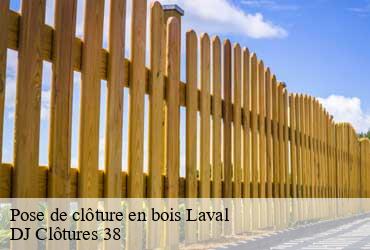 pose-de-cloture-en-bois