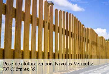 pose-de-cloture-en-bois